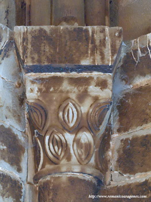 CAPITELES DE LA CAPILLA